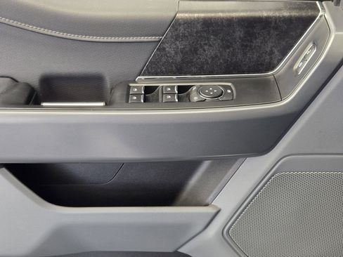 Certified 2022 Ford F150 XLT w/ Equipment Group 302A High image 23