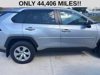 Used 2022 Toyota RAV4 LE AWD/4WD video 2