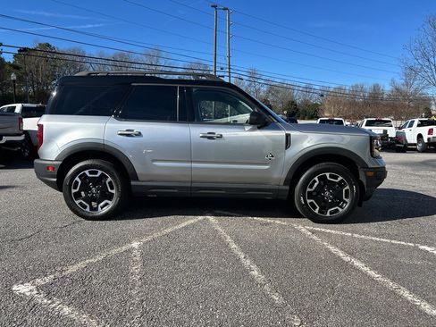 Used 2022 Ford Bronco Sport Outer Banks image 5
