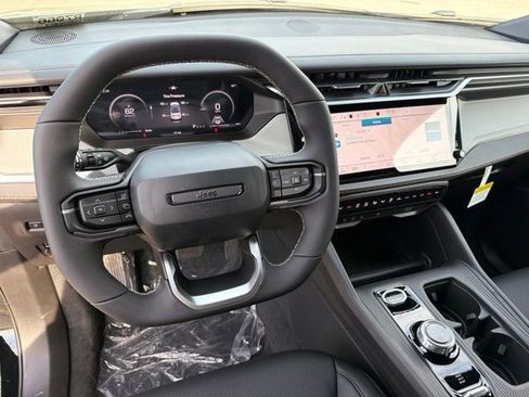 New 2026 Jeep Cherokee Limited AWD/4WD image 13