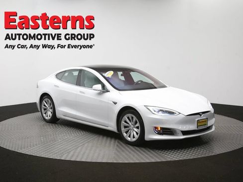 Used 2018 Tesla Model S 75D AWD/4WD image 33