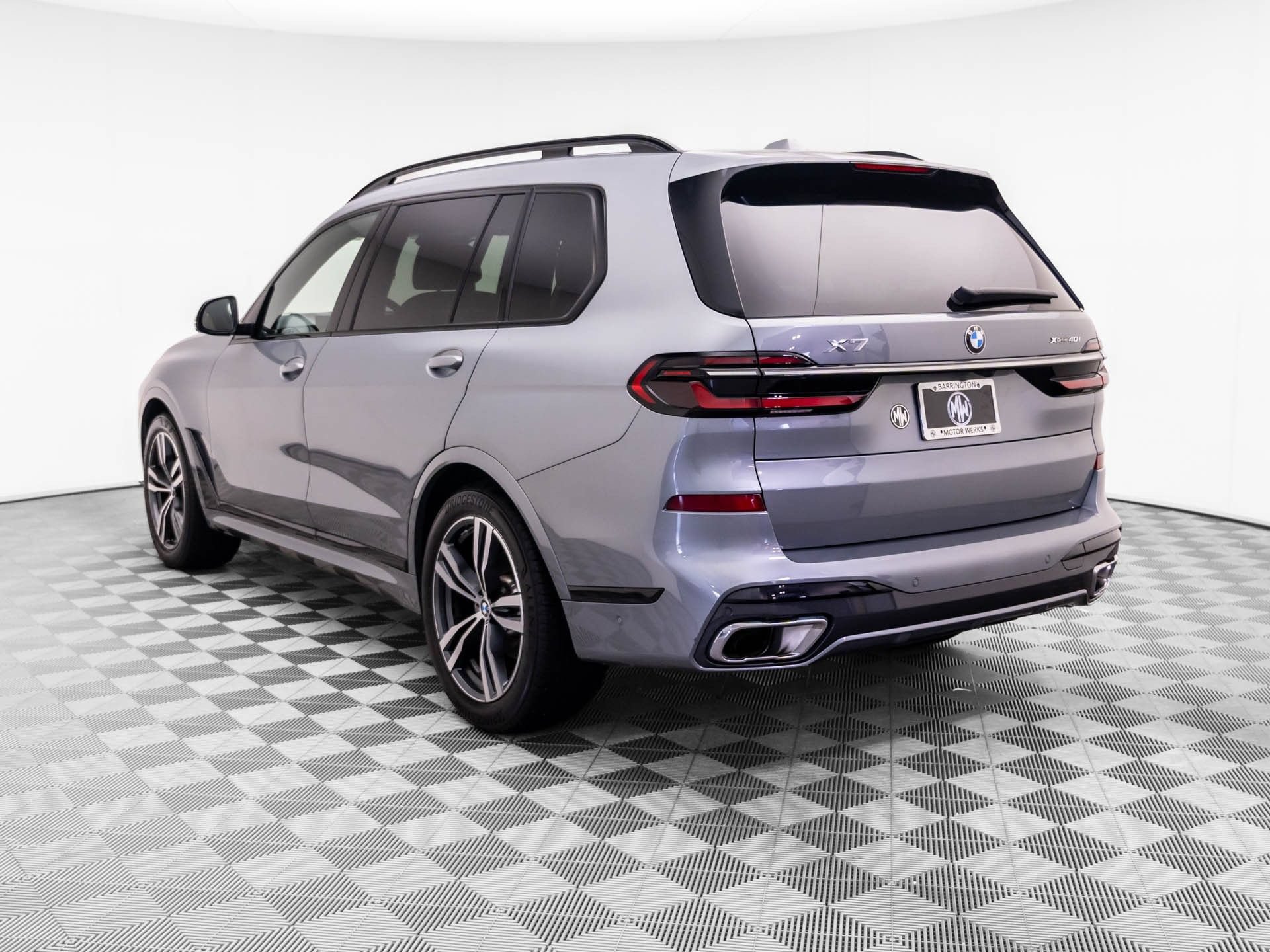 Certified 2026 BMW X7 xDrive40i w/ M Sport Package AWD/4WD image 3