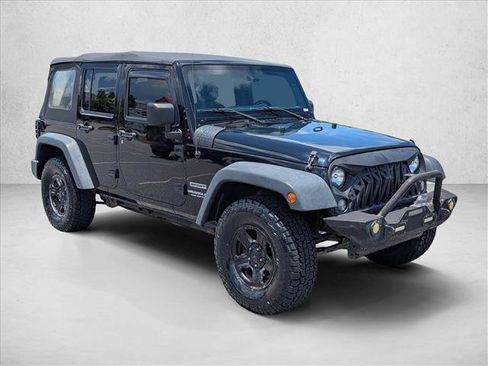 Used 2017 Jeep Wrangler Unlimited Sport w/ Connectivity Group AWD/4WD image 3