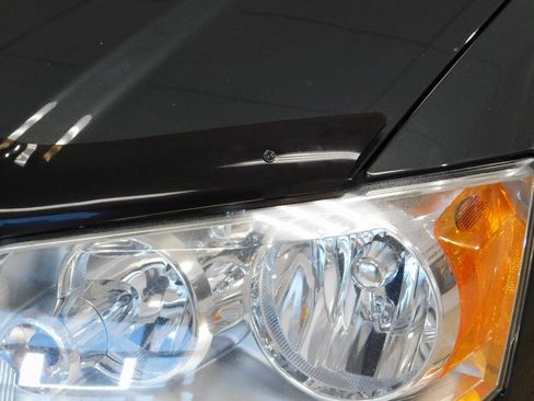 Used 2011 Dodge Grand Caravan SXT image 16