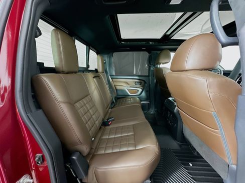 Used 2023 Nissan Titan Platinum Reserve w/ Moonroof Package AWD/4WD image 29