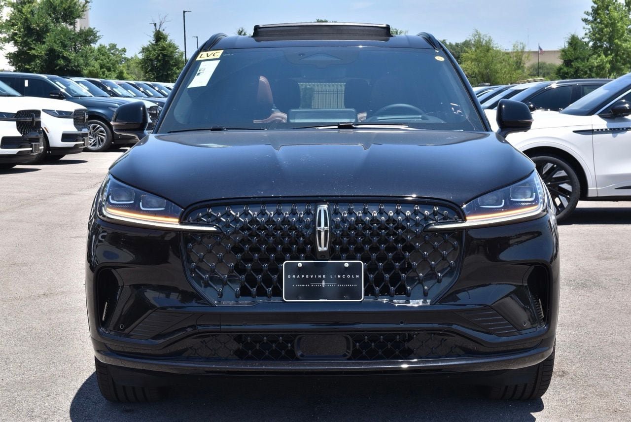 New 2026 Lincoln Aviator Reserve AWD/4WD image 2