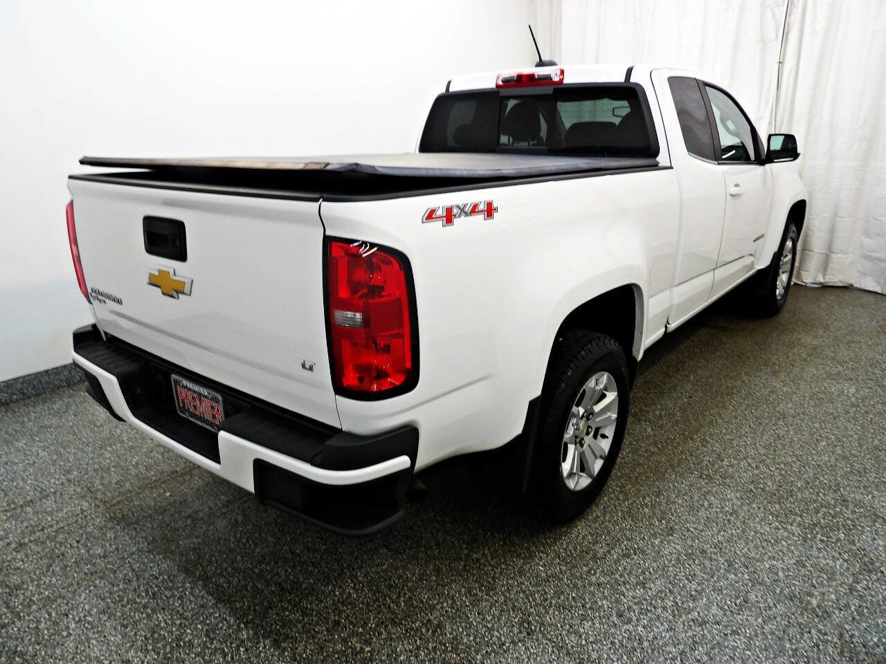 Used 2016 Chevrolet Colorado LT w/ LT Convenience Package AWD/4WD image 6