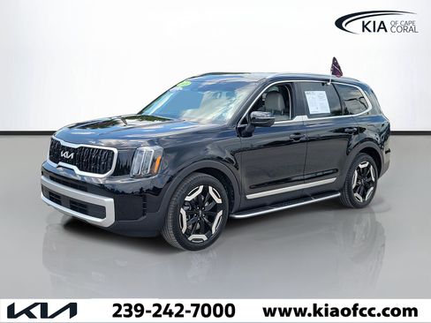 Certified 2025 Kia Telluride EX FWD image 3