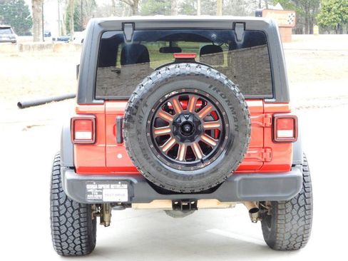 Used 2019 Jeep Wrangler Unlimited Sport S image 18