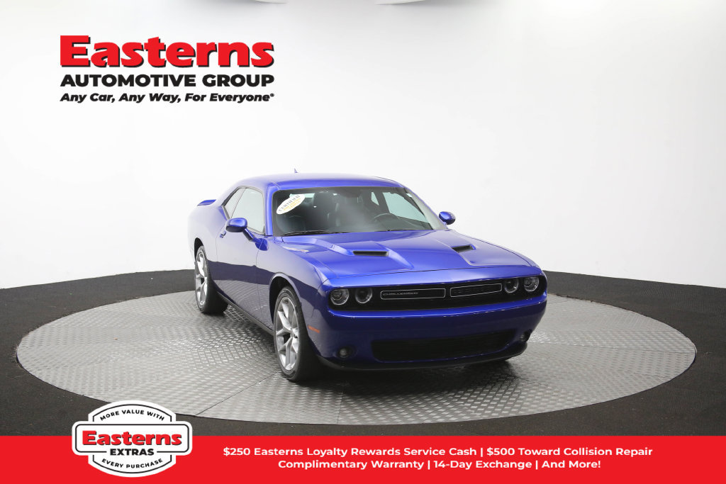 Used 2022 Dodge Challenger SXT w/ Plus Package RWD image 52