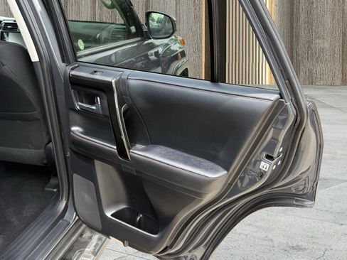 Used 2024 Toyota 4Runner TRD Off-Road image 39