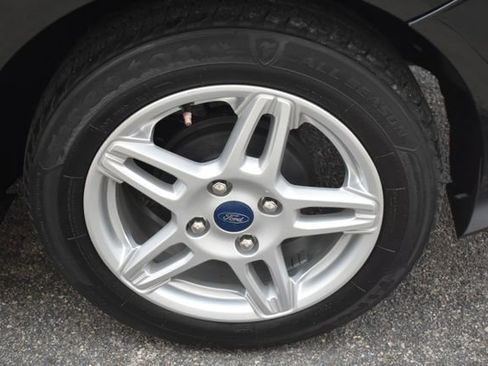 Used 2019 Ford Fiesta SE w/ Cold Weather Package image 41