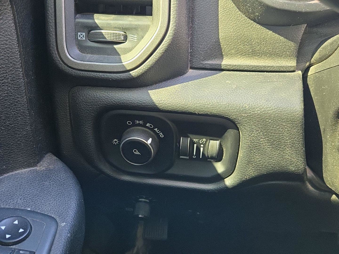 Used 2019 RAM 2500 Tradesman AWD/4WD image 22