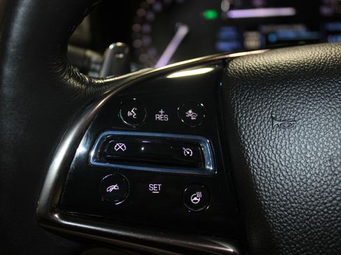 Used 2019 Cadillac CTS Luxury RWD image 17