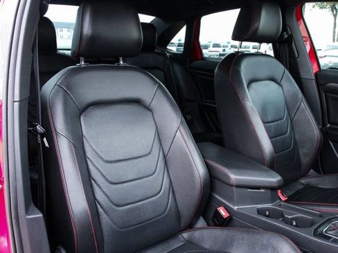 Used 2019 Volkswagen Jetta GLI Autobahn image 29