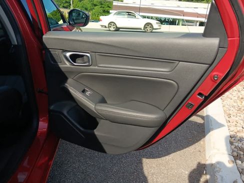 Used 2024 Acura Integra FWD image 28