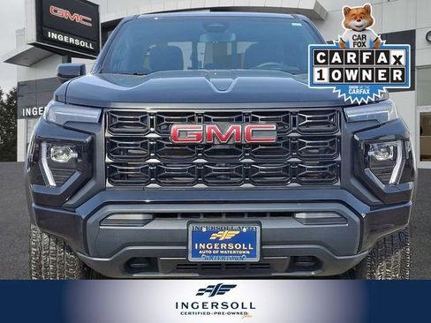 Used 2025 GMC Canyon Elevation image 3