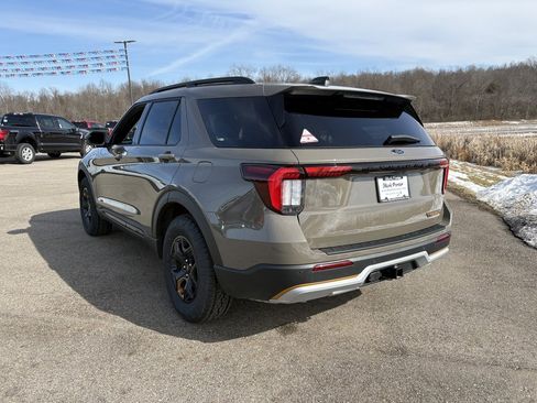 New 2026 Ford Explorer Tremor image 3