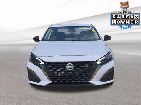 Certified 2023 Nissan Altima 2.5 SR w/ SR Premium Package AWD/4WD image 3