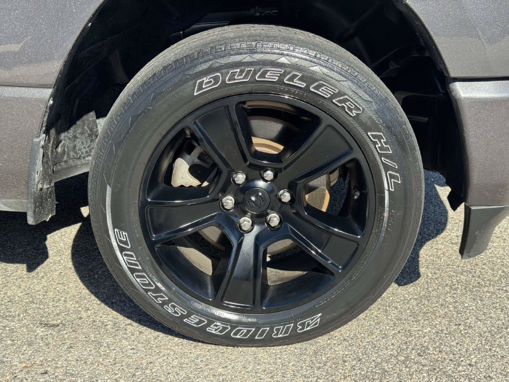 Used 2023 RAM 1500 Big Horn AWD/4WD image 29