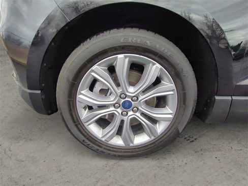 Used 2022 Ford Edge Titanium w/ Equipment Group 301A image 14