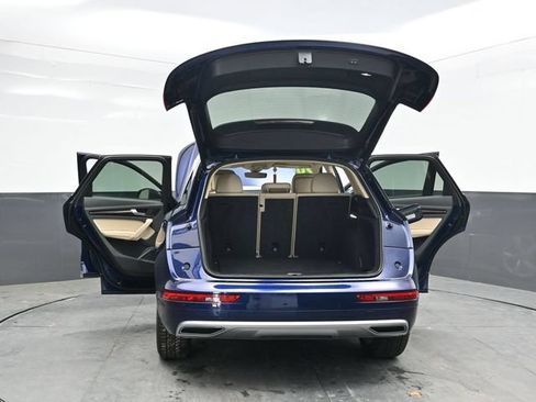 Used 2020 Audi Q5 Prestige w/ Prestige Package AWD/4WD image 53