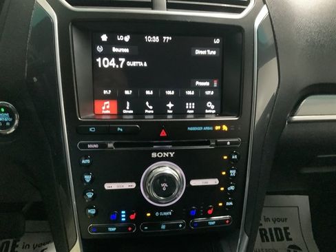 Used 2017 Ford Explorer Sport AWD/4WD image 31
