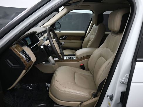 Used 2019 Land Rover Range Rover HSE image 23