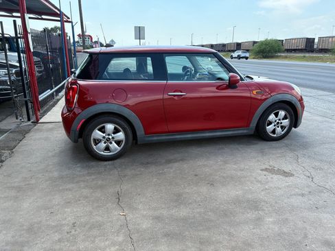 Used 2015 MINI Cooper 2-Door Hardtop FWD image 16