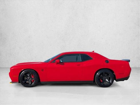Used 2019 Dodge Challenger SRT Hellcat Redeye image 9