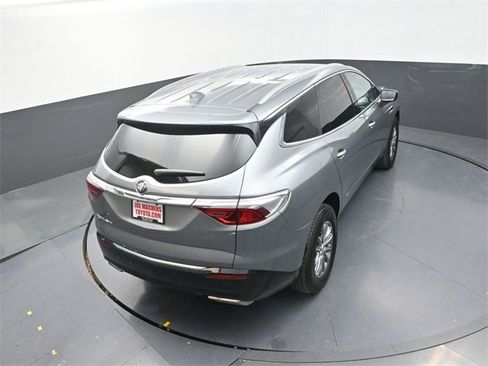 Used 2024 Buick Enclave Premium image 25