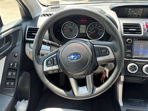 Used 2017 Subaru Forester 2.5i AWD/4WD image 19