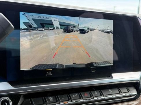 Used 2024 Chevrolet Silverado 2500 LT image 29