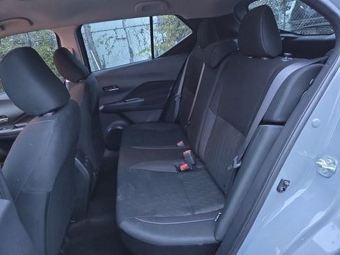 Used 2024 Nissan Kicks SV image 13