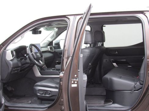 Used 2024 Toyota Tundra Limited image 15