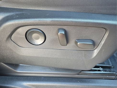 Used 2024 Chevrolet Tahoe Premier image 14