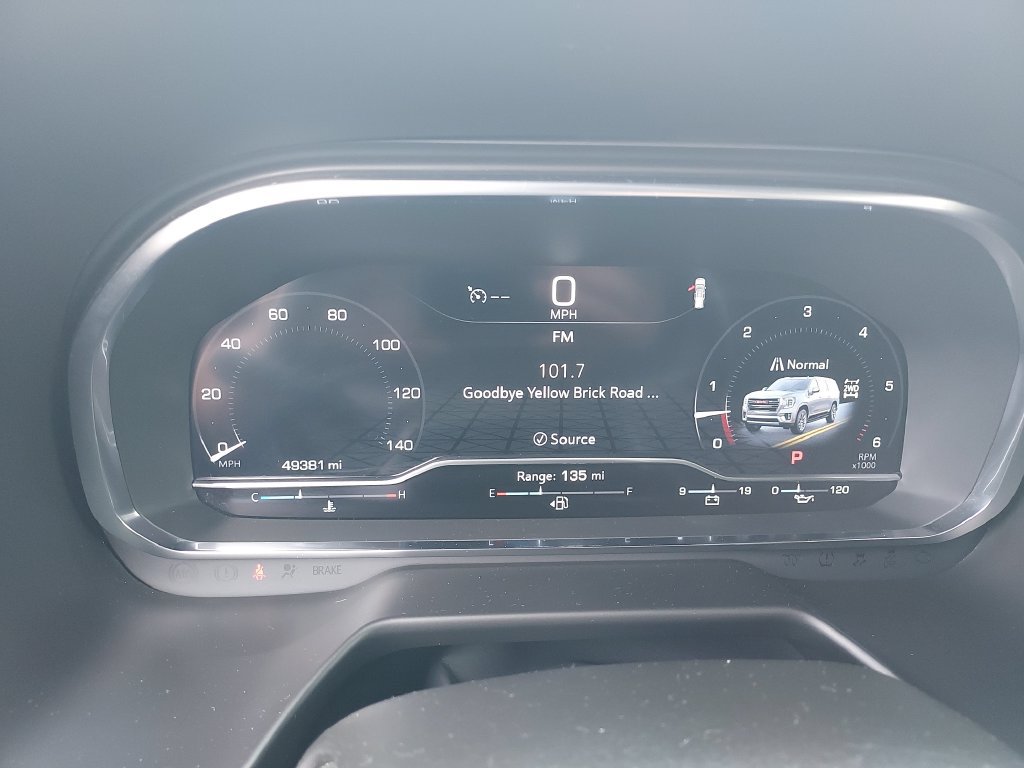 Used 2024 GMC Yukon AT4 w/ Technology Package AWD/4WD image 18