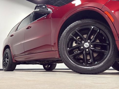 Used 2023 Dodge Durango GT image 2