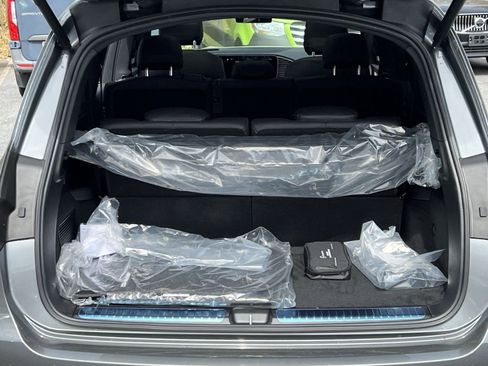 New 2026 Mercedes-Benz GLS 450 4MATIC image 25