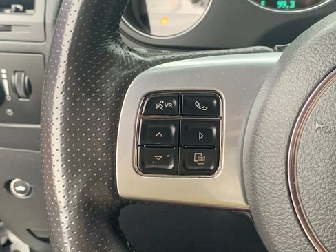 Used 2014 Dodge Challenger SRT8 image 23