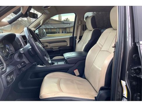 Used 2020 RAM 2500 Limited image 27