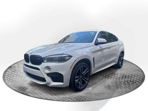 Used 2017 BMW X6 M image 3