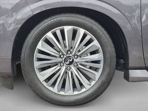 Used 2025 INFINITI QX80 Luxe AWD/4WD image 24