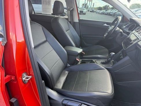 Used 2019 Volkswagen Tiguan SE image 8