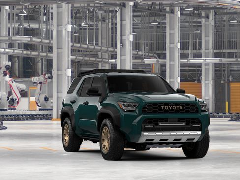 New 2026 Toyota 4Runner Trailhunter AWD/4WD image 16