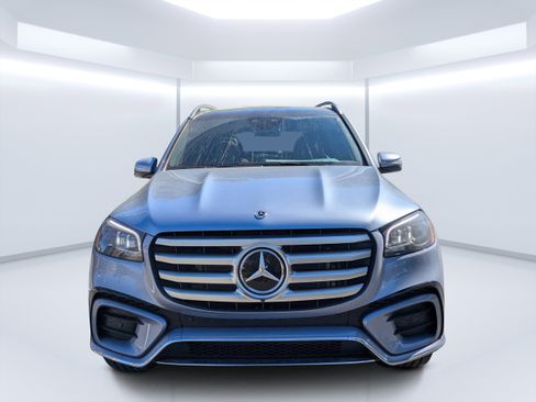 New 2026 Mercedes-Benz GLS 450 4MATIC image 11