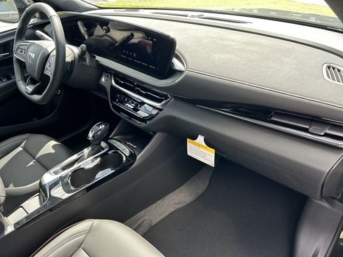 New 2026 Buick Envista Avenir image 13