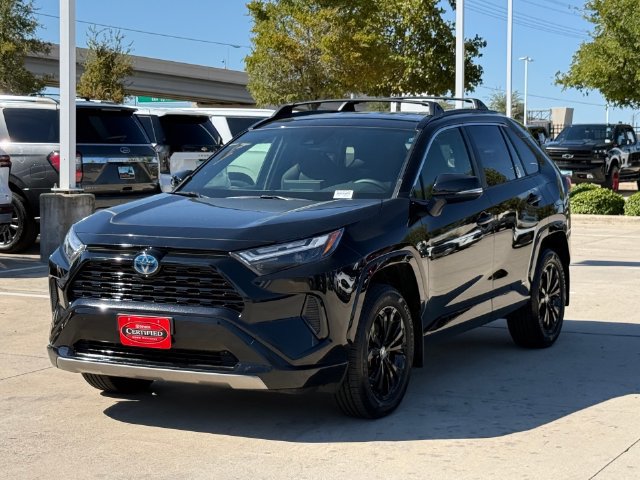 Used 2023 Toyota RAV4 SE AWD/4WD image 10
