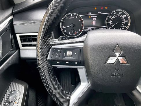 Used 2022 Mitsubishi Outlander SE FWD image 24