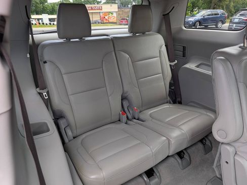 Used 2018 GMC Acadia SLT AWD/4WD image 26